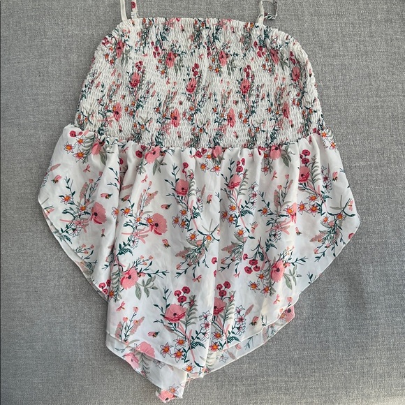 Floral Smocked top - Picture 1 of 2